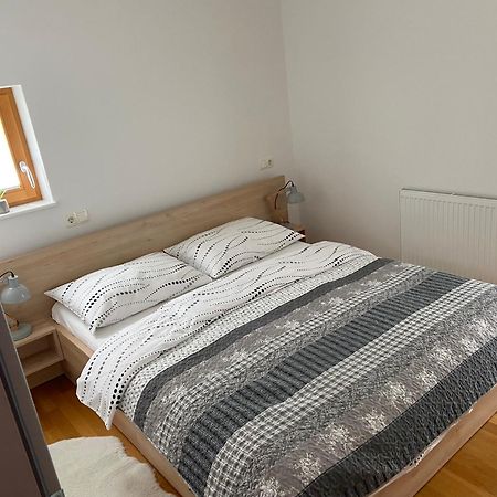 Apartma Pika Mojstrana Eksteriør billede