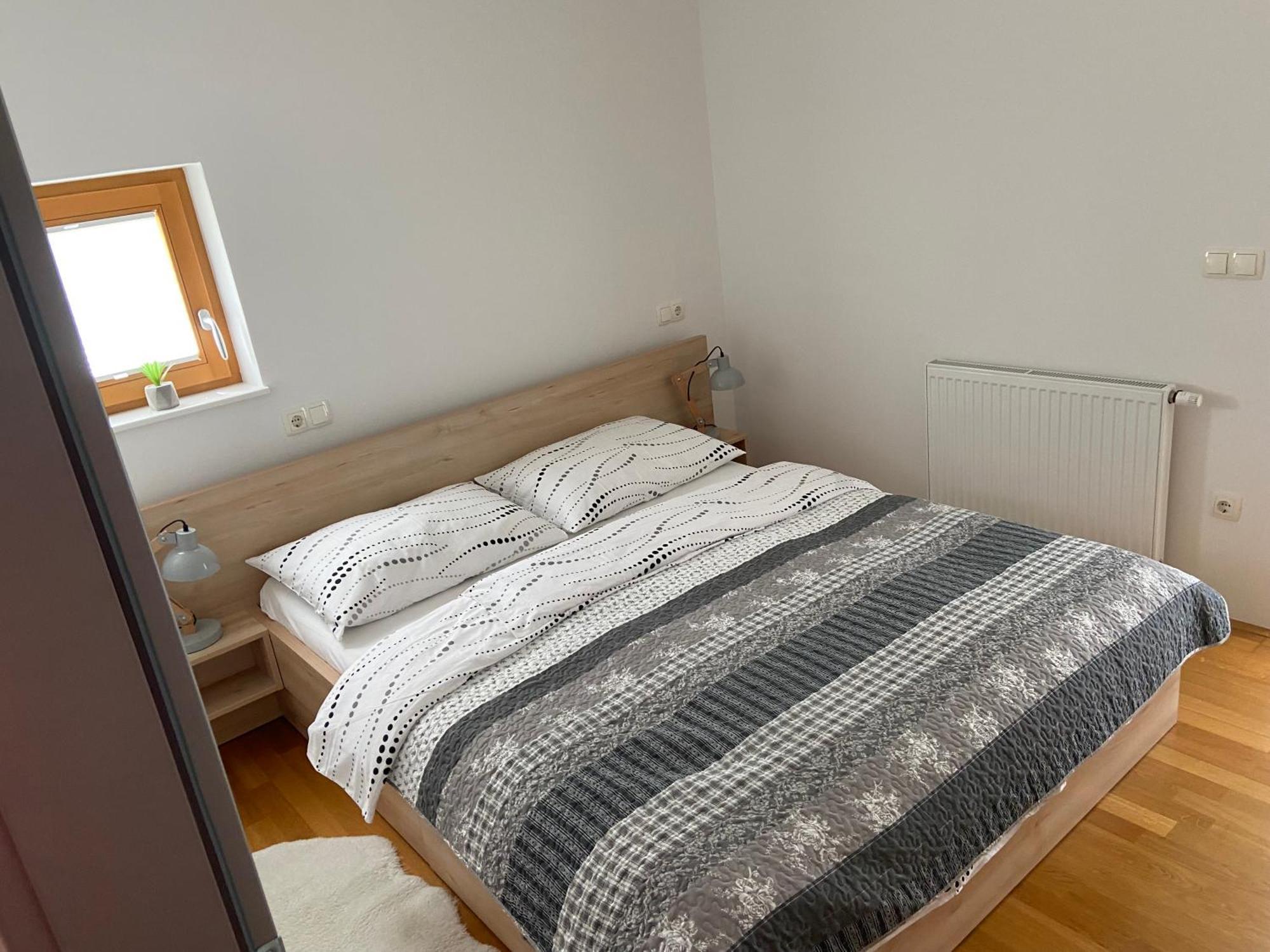 Apartma Pika Mojstrana Eksteriør billede